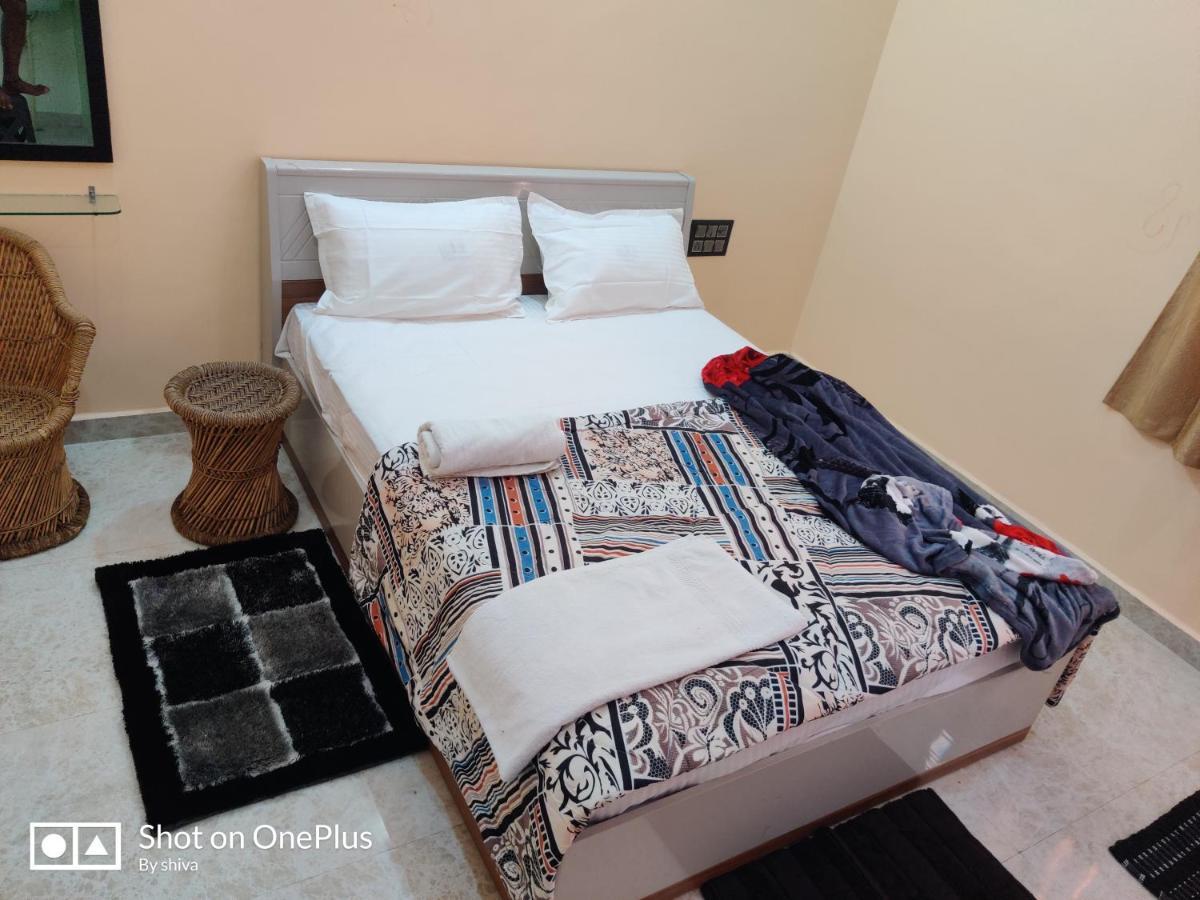 هامبي Lee Homestay المظهر الخارجي الصورة