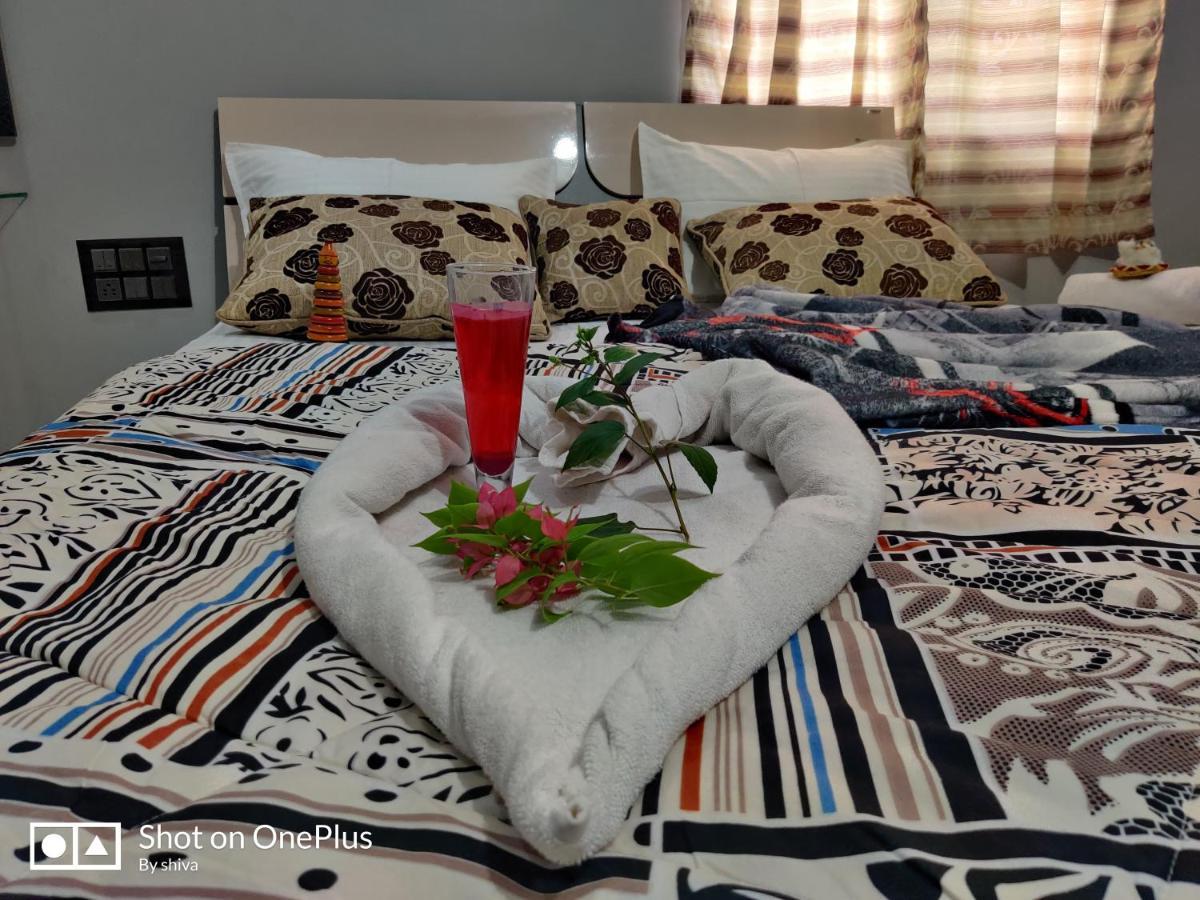 هامبي Lee Homestay المظهر الخارجي الصورة